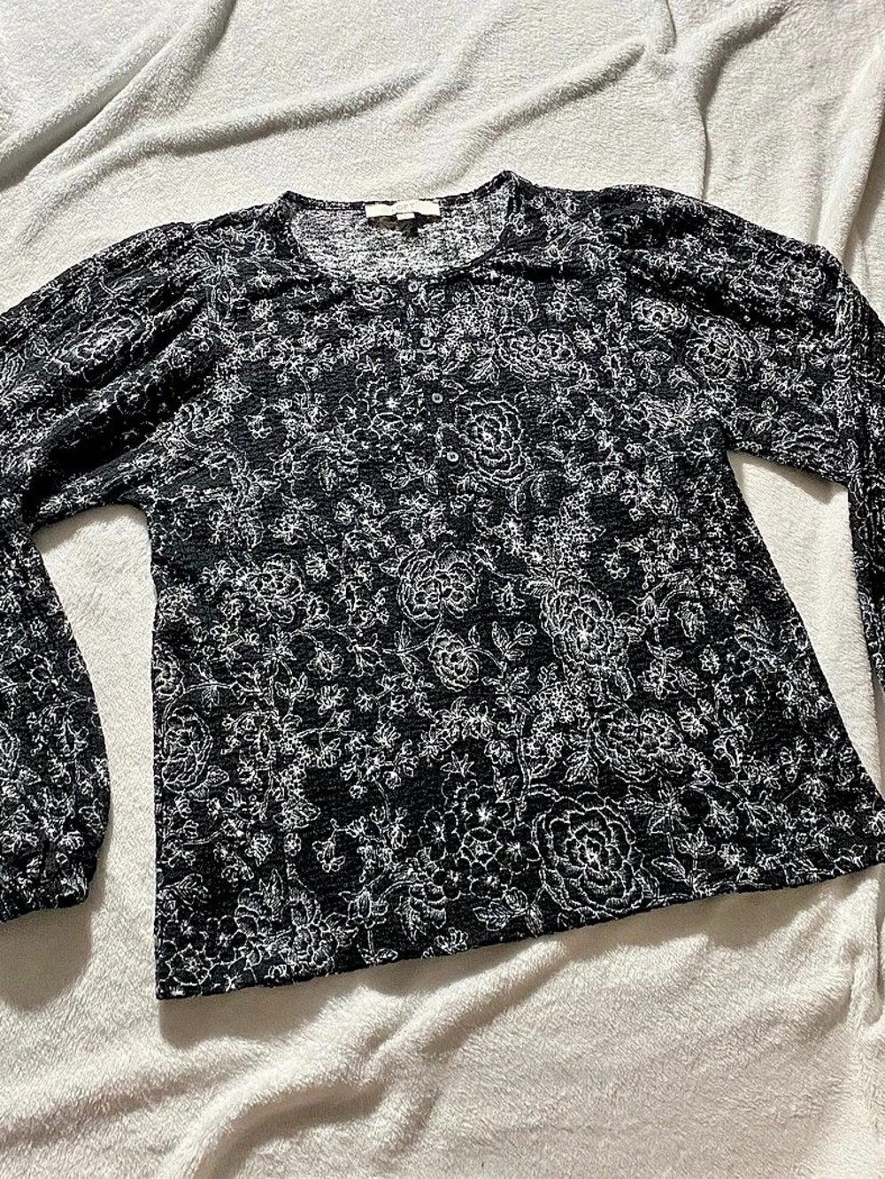 LOFT Floral Long Sleeve Blouse in Black & White Size Large